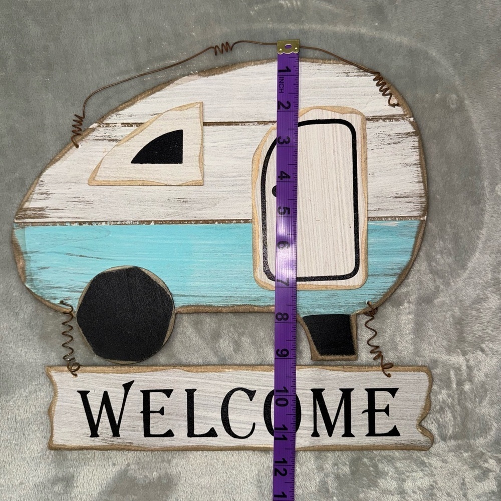Rustic Welcome Camper Sign - Picture 3 of 4